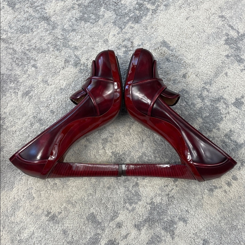 NIB Salvatore Ferragamo Reina Loafer Heels Pumps Red Oxblood Glossy Sz 5.5 - Picture 8 of 15